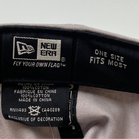 New Era Gray & Yellow "Kicks" Snapback Hat With Embroidered Design - Picture 3 of 8